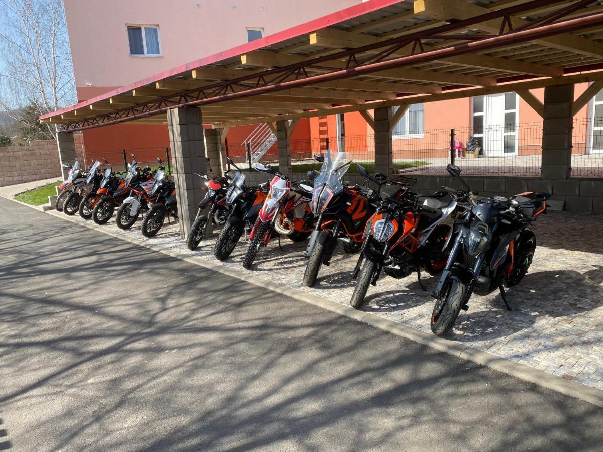 Apartmany Krupka מראה חיצוני תמונה